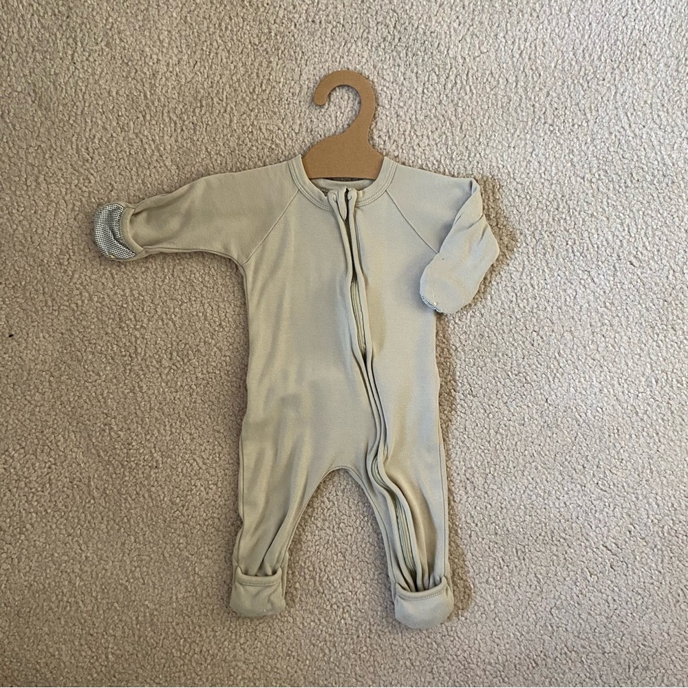 Goumi Footies Pajama in Moss